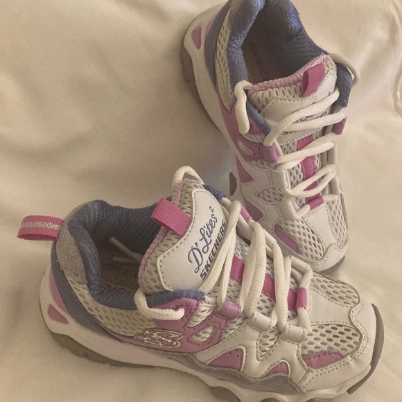 Skechers Running Shoes - Picture 1 of 2